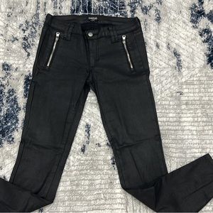 Pantalon bebe talla 27 semi piel estrech ❤️